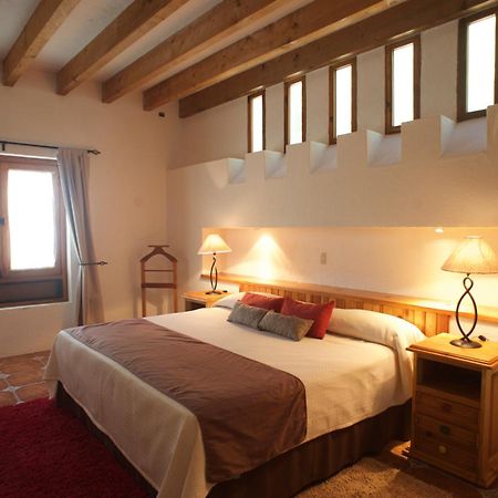 La Casona De Los Colibries El Pueblito  Oda fotoğraf
