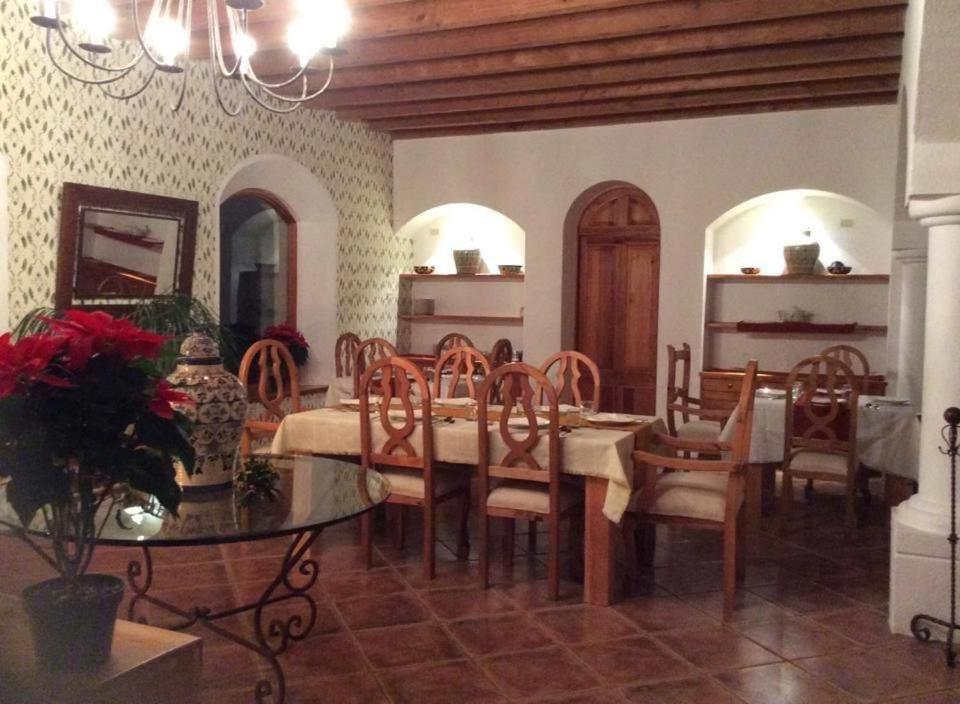 La Casona De Los Colibries El Pueblito  Dış mekan fotoğraf